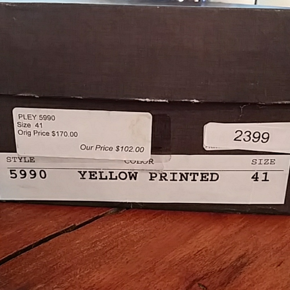 Tropical Styled Heels - Picture 8 of 8